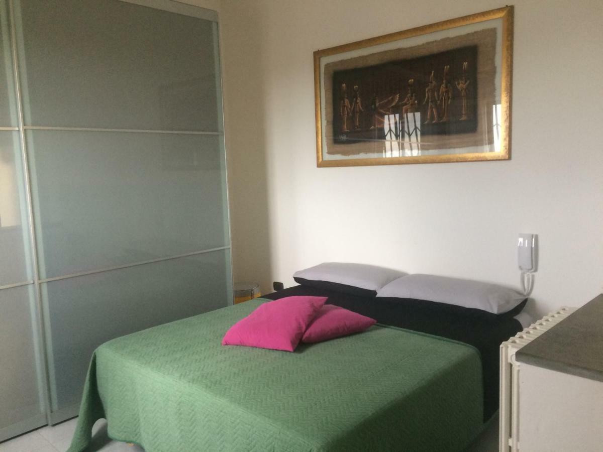 Casa Vacanze...Dei Teutonici Mesagne Bagian luar foto