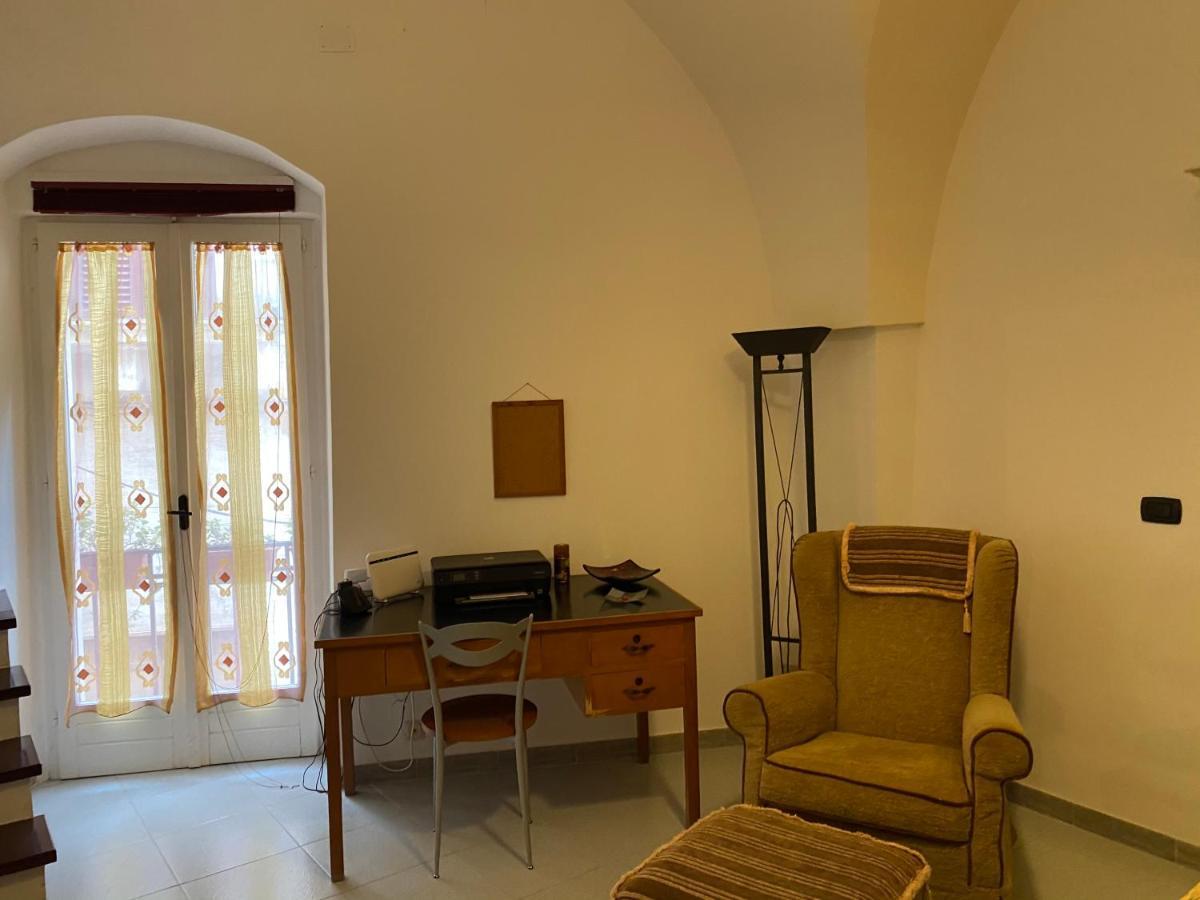 Casa Vacanze...Dei Teutonici Mesagne Bagian luar foto